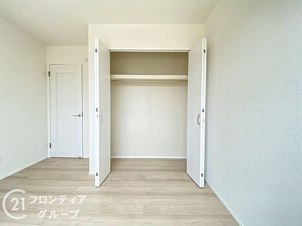 お子様が大きくなってもたくさん収納しておけますね！