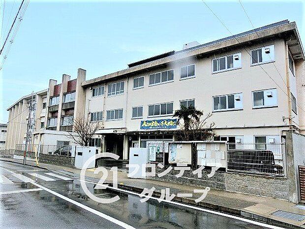 向日市立勝山中学校 徒歩15分。 1160m