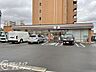 周辺：セブンイレブン吉祥院仁木ノ森店 徒歩10分。 730m
