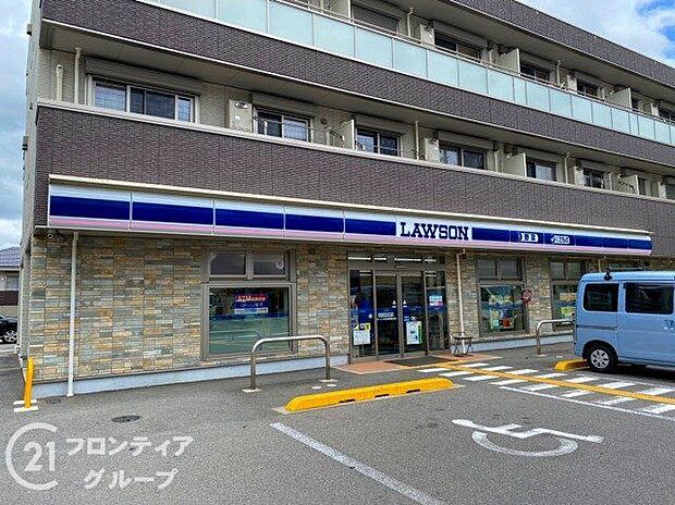ローソン宇治神明宮北店 徒歩12分。 900m