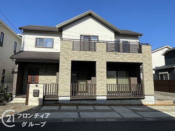 令和4年築の築浅住戸♪