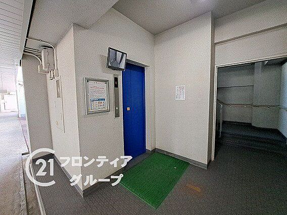 マンションのロ...