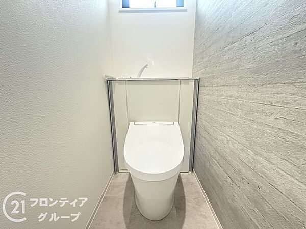 【参考プラン例】落ち着いた雰囲気のトイレは、使い勝手が良く、毎日の生活を快適にする大切な空間です。