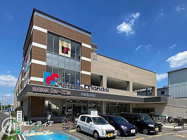 万代宇治樋ノ尻店 徒歩16分。 1270m