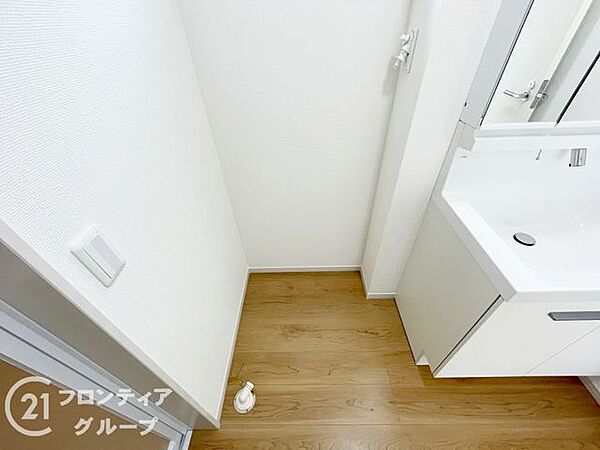 住まい選びは、価格や立地だけでなく、将来の暮らし方まで含めて考えることが大切です。今の段階で気になっていることを、まずスタッフに話してみてください。