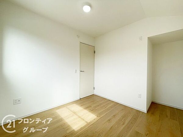 物件から受けた印象や、周辺の生活環境への疑問まで、気になることを何でも話してみてください。暮らしのイメージを一緒に整理していきましょう。