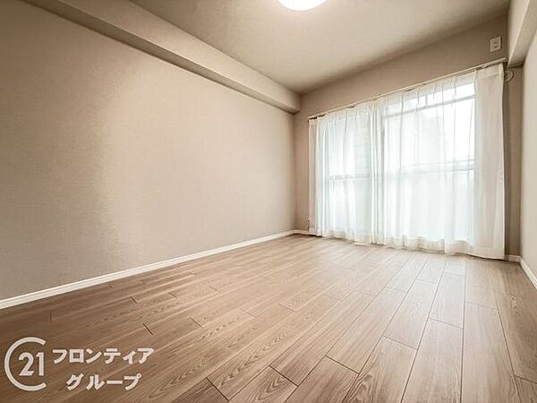 寝室を拡大表示