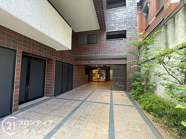 エントランスを拡大表示
