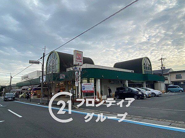 万代長岡京店 徒歩15分。 1180m