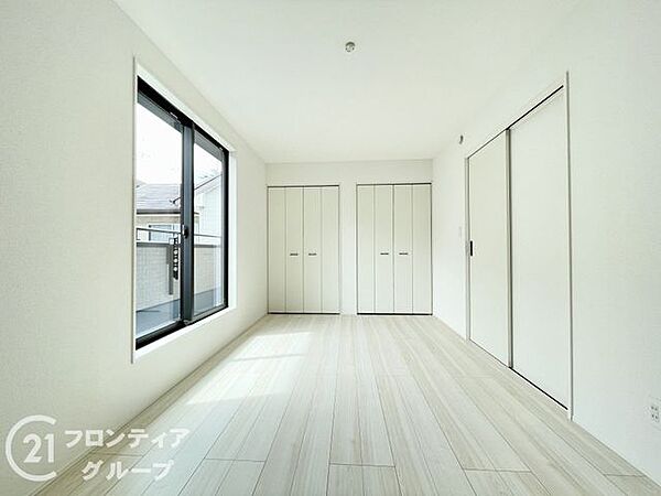 傷が付きにくくお手入れ簡単なフローリングです。