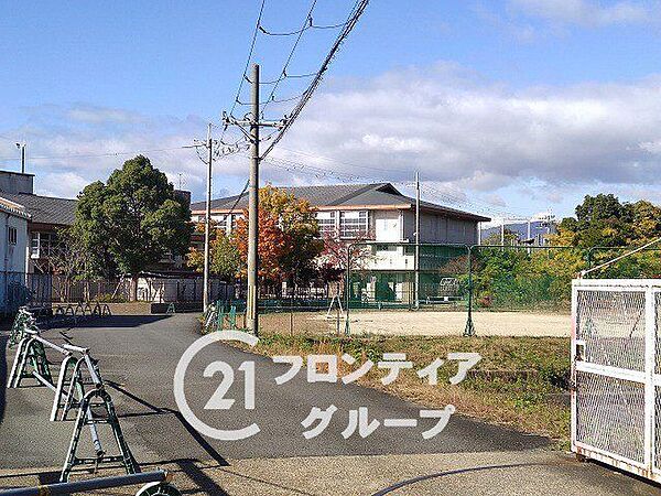 京都市立洛水中学校 徒歩18分。 1410m