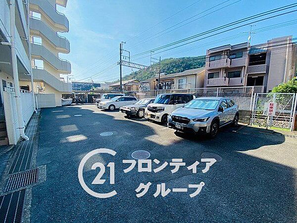 駐車場を拡大表示