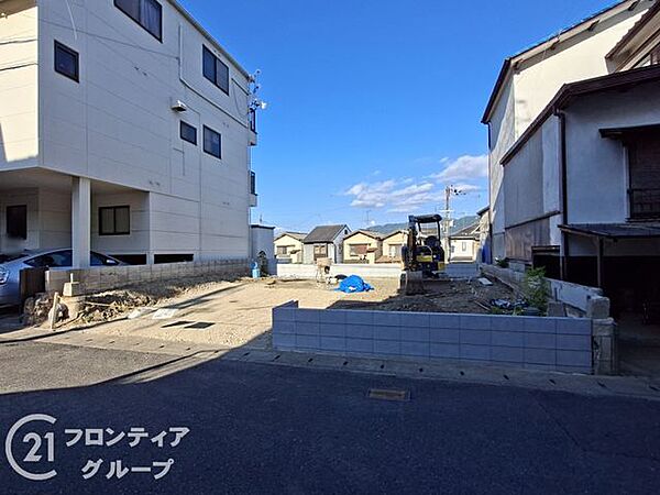 現地写真更新！現地の説明はもちろん、モデルハウスご見学も可能！同社施工物件をご見学していただきますので、実際に使用される設備やお家の雰囲気などをご確認ください
