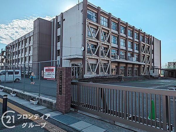 大津市立堅田中学校 徒歩15分。 1160m