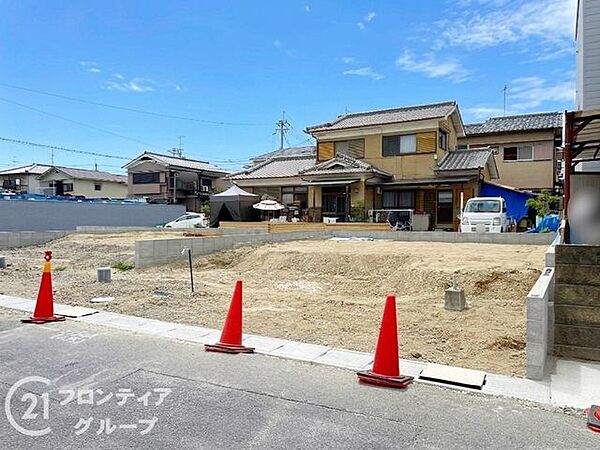 現地写真更新！現地の説明はもちろん、モデルハウスご見学も可能！同社施工物件をご見学していただきますので、実際に使用される設備やお家の雰囲気などをご確認ください