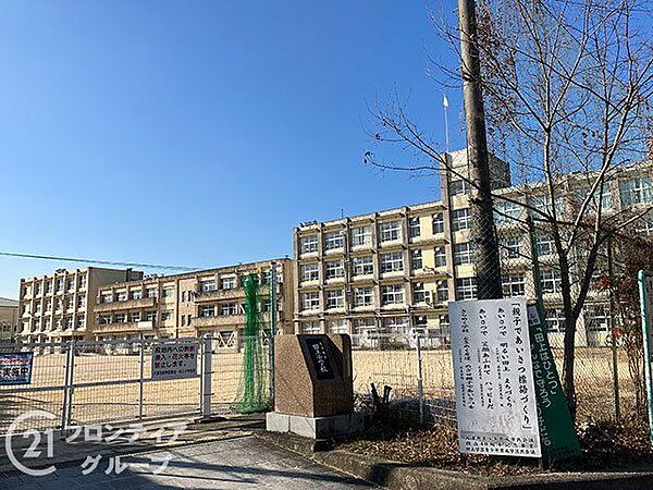 大津市立田上小学校 徒歩8分。 600m