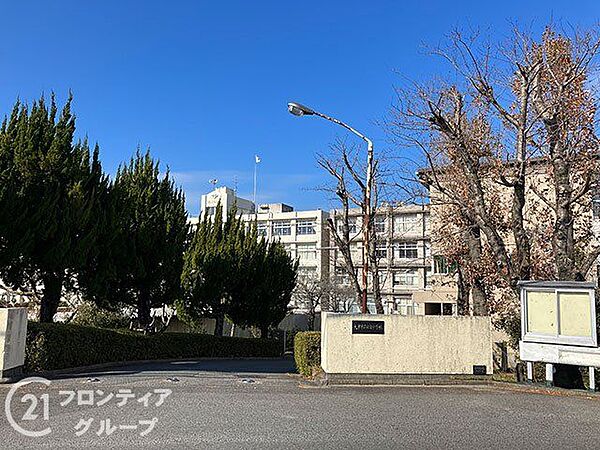 大津市立田上中学校 徒歩40分。 3150m