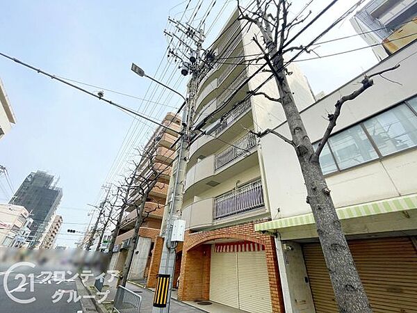 「いつかは」と思っていた住まい探しも、具体的に動き出すと意外とスムーズに進むものです。まずは気軽にご相談いただけます