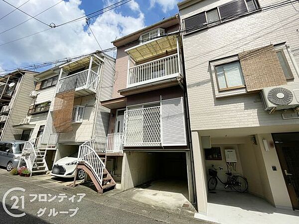物件から受けた印象や、周辺の生活環境への疑問まで、気になることを何でも話してみてください。暮らしのイメージを一緒に整理していきましょう