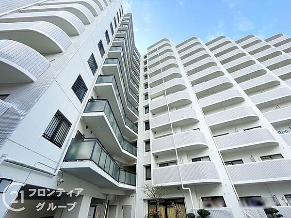 住まい探しで後悔しないためのポイントをスタッフがお伝えします。検討中の方もそうでない方も、まずは一度お話を聞かせてください