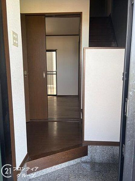 住まい探しで後悔しないためのポイントをスタッフがお伝えします。検討中の方もそうでない方も、まずは一度お話を聞かせてください