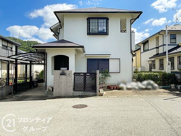 資金計画や住宅ローンのしくみなど、購入前に知っておきたいことをわかりやすくご説明しています。まずはお気軽にお問い合わせください