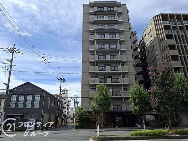 住まい選びは、価格や立地だけでなく、将来の暮らし方まで含めて考えることが大切です。今の段階で気になっていることを、まずスタッフに話してみてください