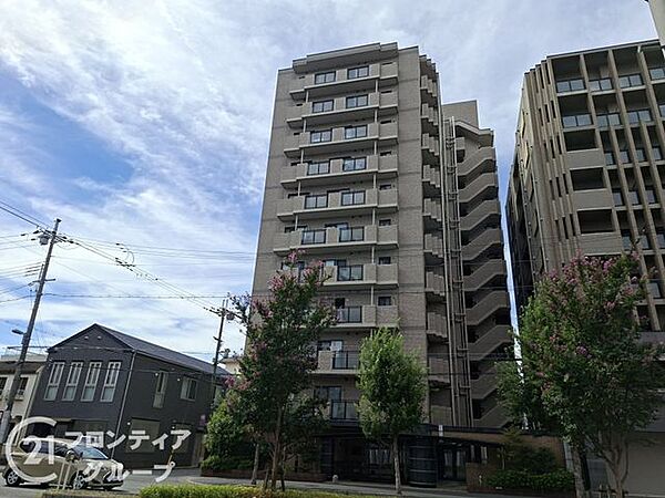 「賃貸のままでいいのか、買うべきか」その判断に必要な情報を、スタッフがわかりやすく整理してお伝えします。お気軽にご相談ください