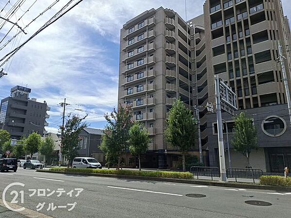 エリアの特性や周辺環境についての情報提供も行っています。物件だけでなく、地域の暮らしやすさも含めてご確認いただけます