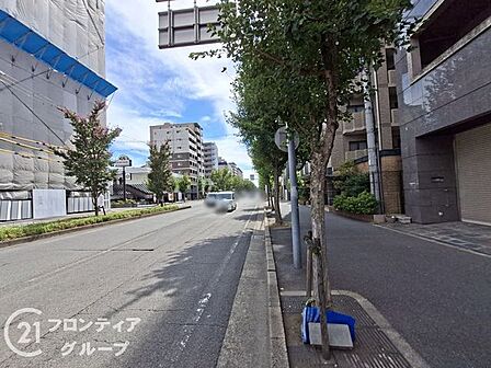 写真だけではわからない採光・広さ・周辺環境の実感は、実際に足を運んでみることが一番です。ご見学はいつでもご予約いただけます