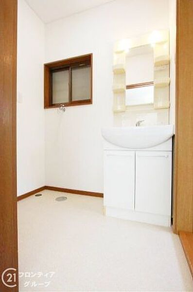 物件から受けた印象や、周辺の生活環境への疑問まで、気になることを何でも話してみてください。暮らしのイメージを一緒に整理していきましょう
