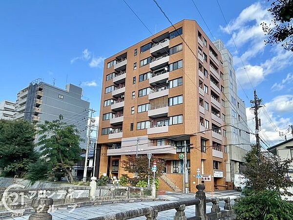 外観：326000273994