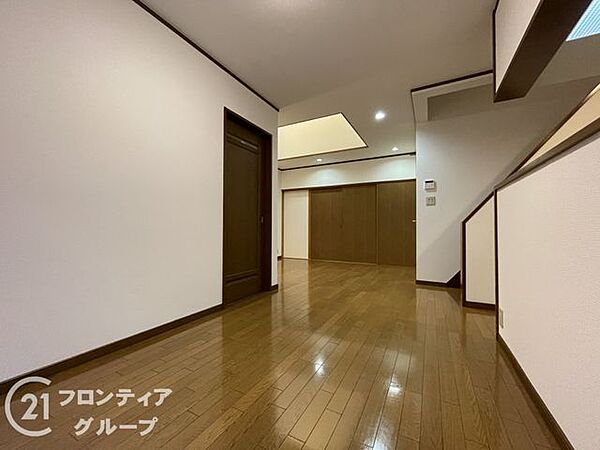 物件から受けた印象や、周辺の生活環境への疑問まで、気になることを何でも話してみてください。暮らしのイメージを一緒に整理していきましょう