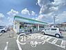 周辺：ファミリーマート久世東土川町店 徒歩4分。 260m