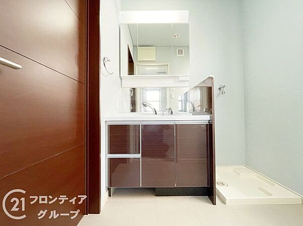 「いつかは」と思っていた住まい探しも、具体的に動き出すと意外とスムーズに進むものです。まずは気軽にご相談いただけます