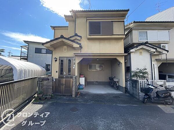 住まい探しで後悔しないためのポイントをスタッフがお伝えします。検討中の方もそうでない方も、まずは一度お話を聞かせてください