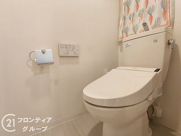 住まい選びは、価格や立地だけでなく、将来の暮らし方まで含めて考えることが大切です。今の段階で気になっていることを、まずスタッフに話してみてください