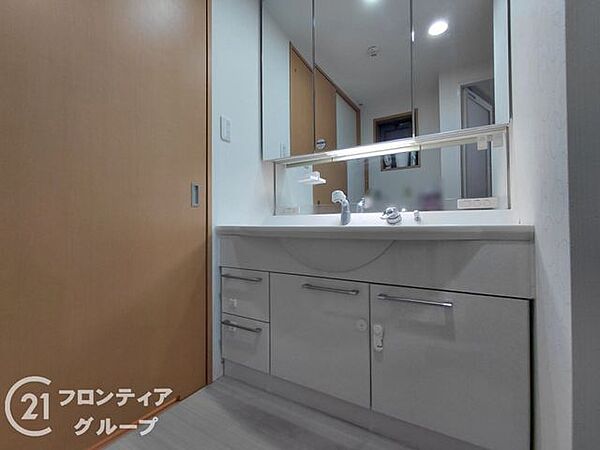 ご見学は無料で承っています。気になる点があれば現地でしっかり確認できますので、まずはお気軽にご予約ください