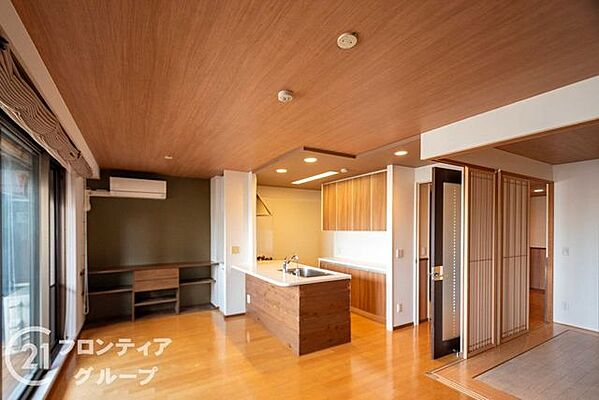リビング/ダイニング アールヴェール河原町二条　中古マンション 7階/-