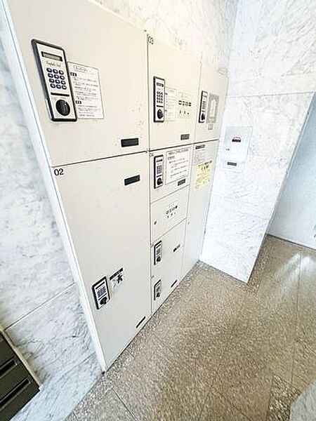 急な外出でも安心な宅配ボックス