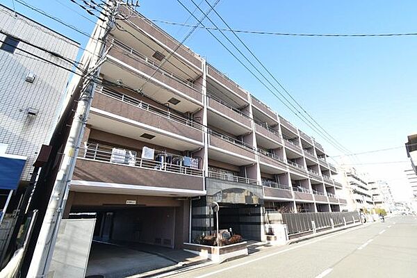 エレベーター・宅配ボックス・オートロック完備