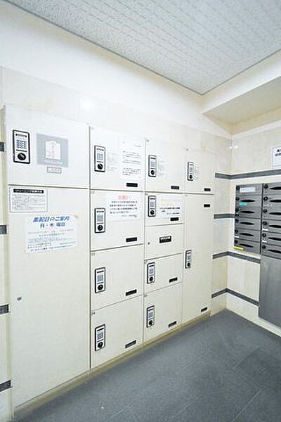 急な外出でも安心な宅配ボックス