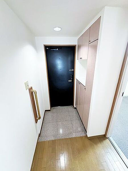 シューズボックス付き玄関
