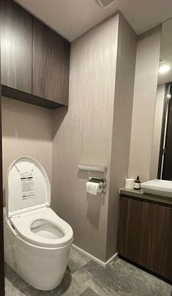 トイレを拡大表示