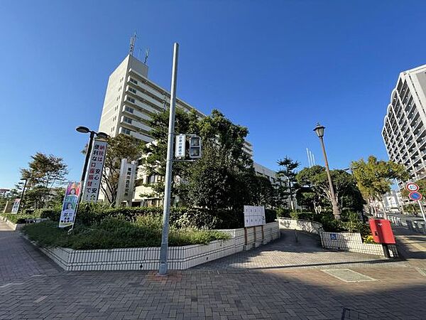 福岡市西区役所 徒歩28分。 2200m