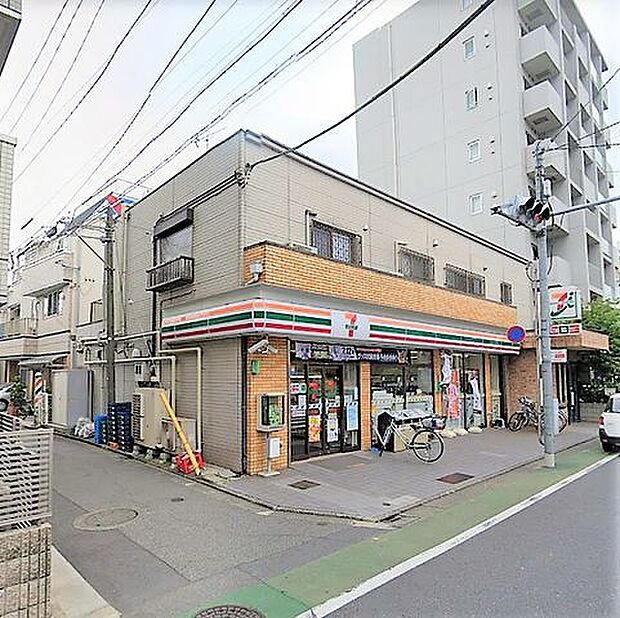 セブン-イレブン 大田区羽田店 440m