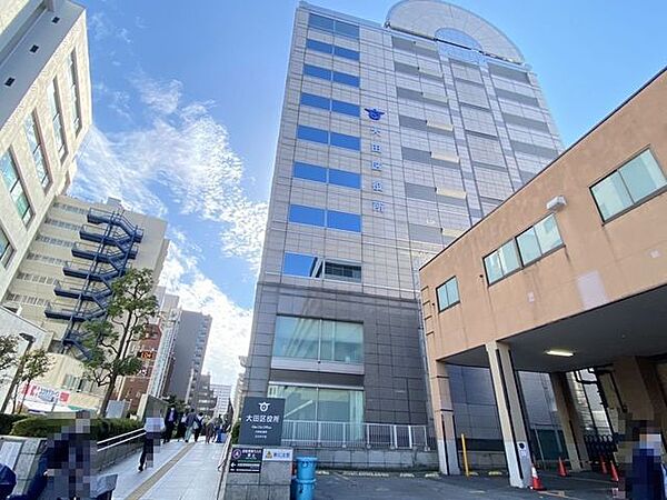 大田区役所受付・窓口時間 8:30-17.00（土曜日、日曜日、祝日及び年末年始を除く）住民票の写しの発行など一部業務は、夜間・休日にも取り扱っています。 270m