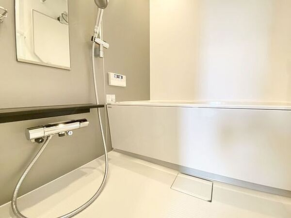追い炊き機能、浴室暖房乾燥機付き