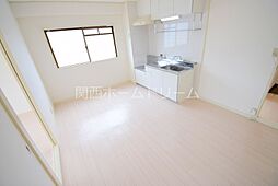 グラシエール門真 5階3DKのリビング/ダイニング