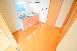 フォレストメゾンi 1階1DKのリビング/ダイニング